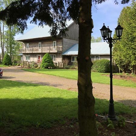 Bye The Bay Bed And Breakfast Ridgetown Extérieur photo