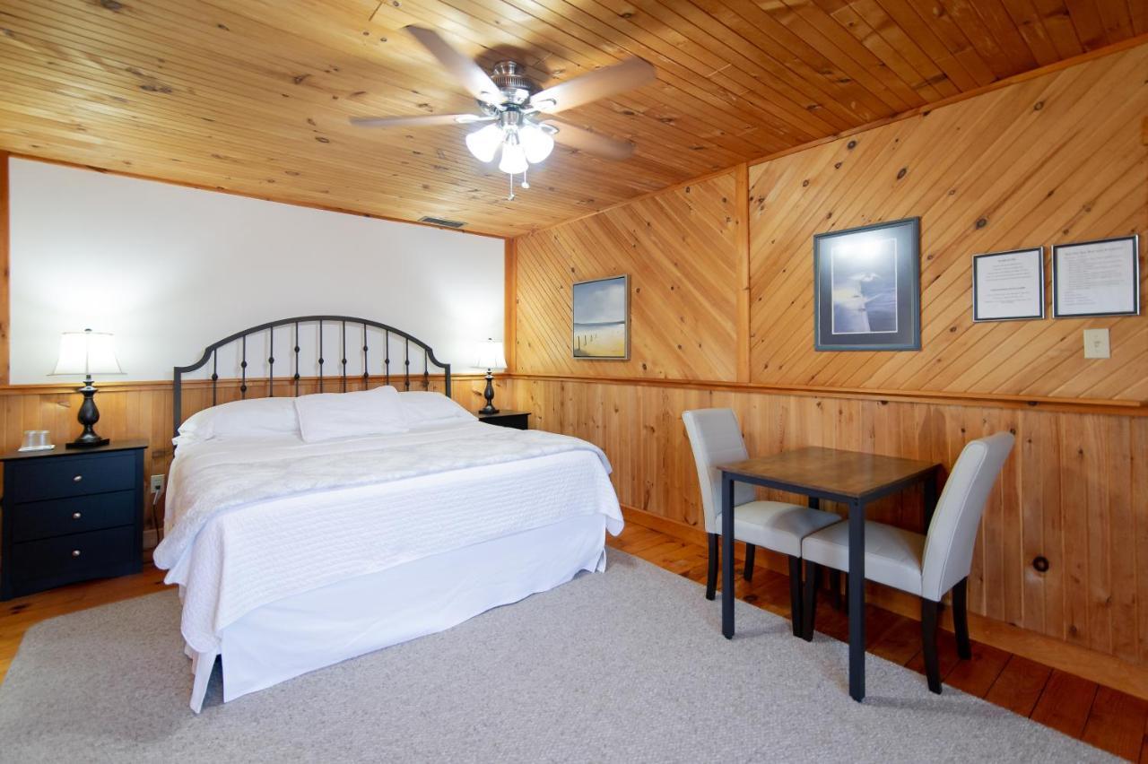 Bye The Bay Bed And Breakfast Ridgetown Extérieur photo