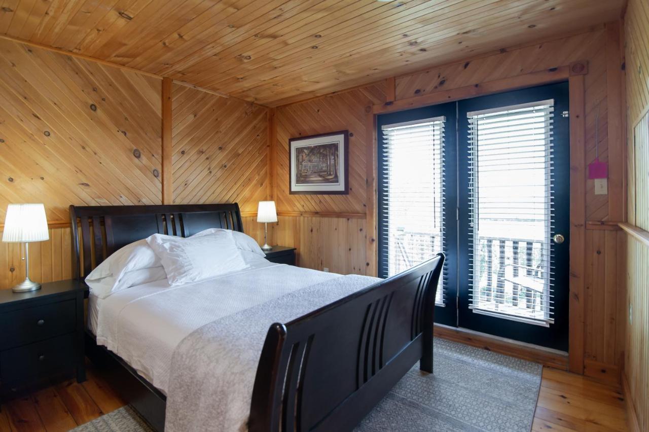 Bye The Bay Bed And Breakfast Ridgetown Extérieur photo