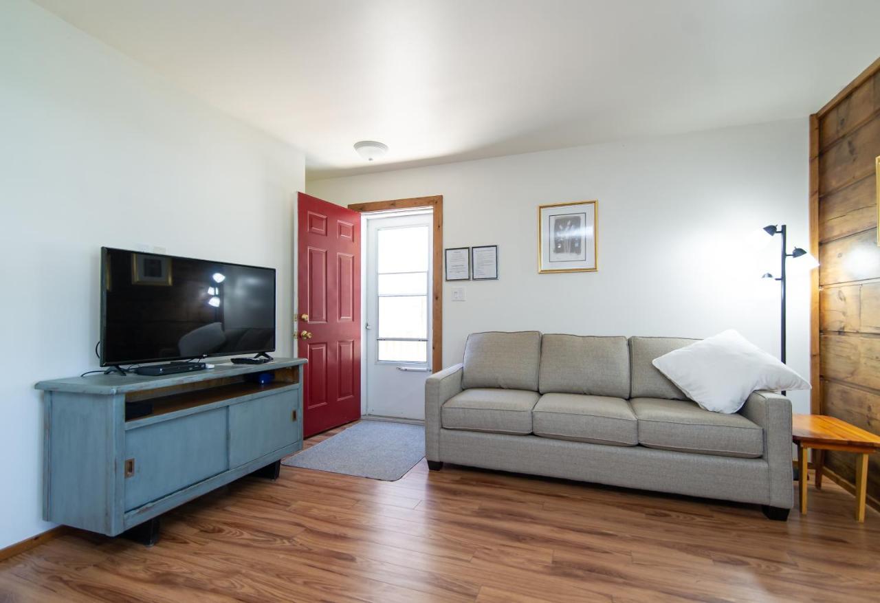 Bye The Bay Bed And Breakfast Ridgetown Extérieur photo