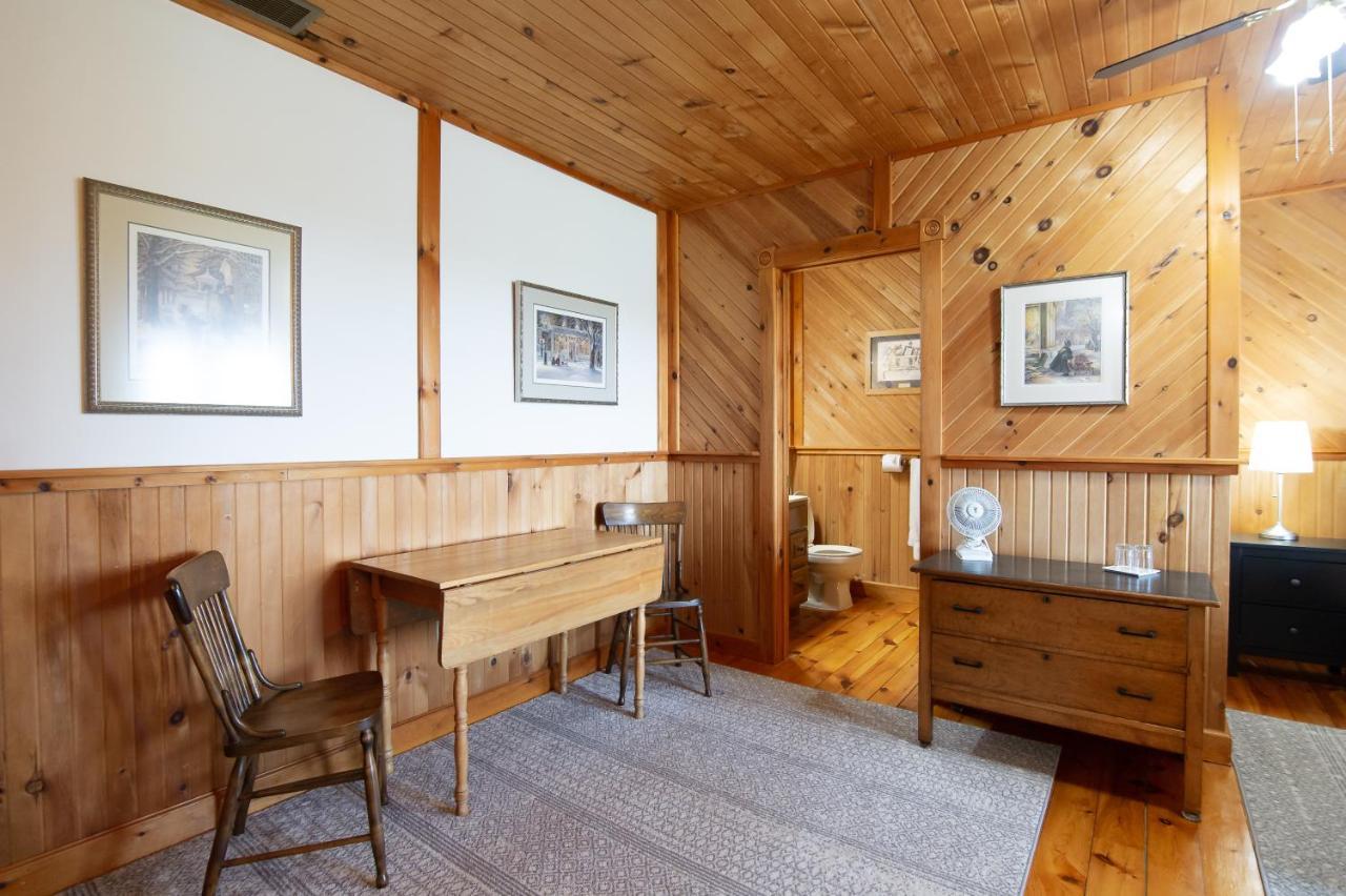 Bye The Bay Bed And Breakfast Ridgetown Extérieur photo